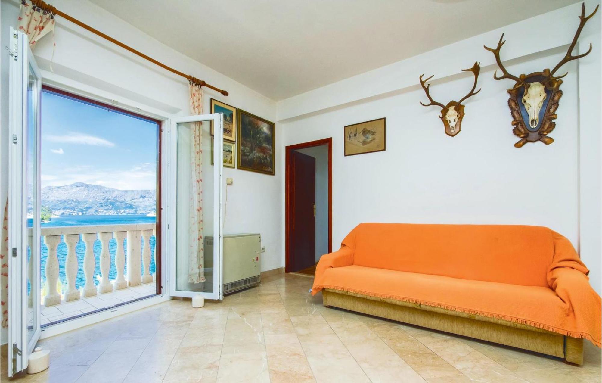 Beautiful Home In Pucisca With Wifi Exterior foto